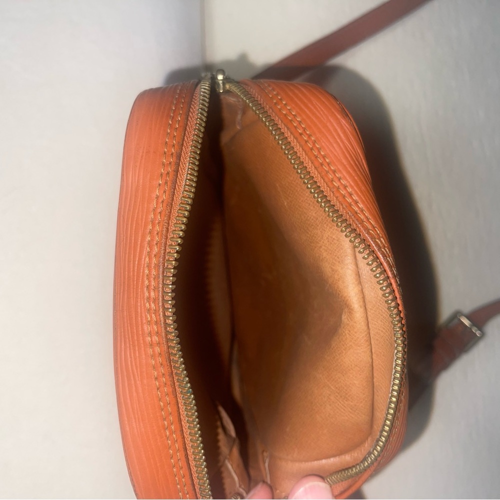 Louis Vuitton Brown Leather Crossbody Bag - Picture 5 of 6